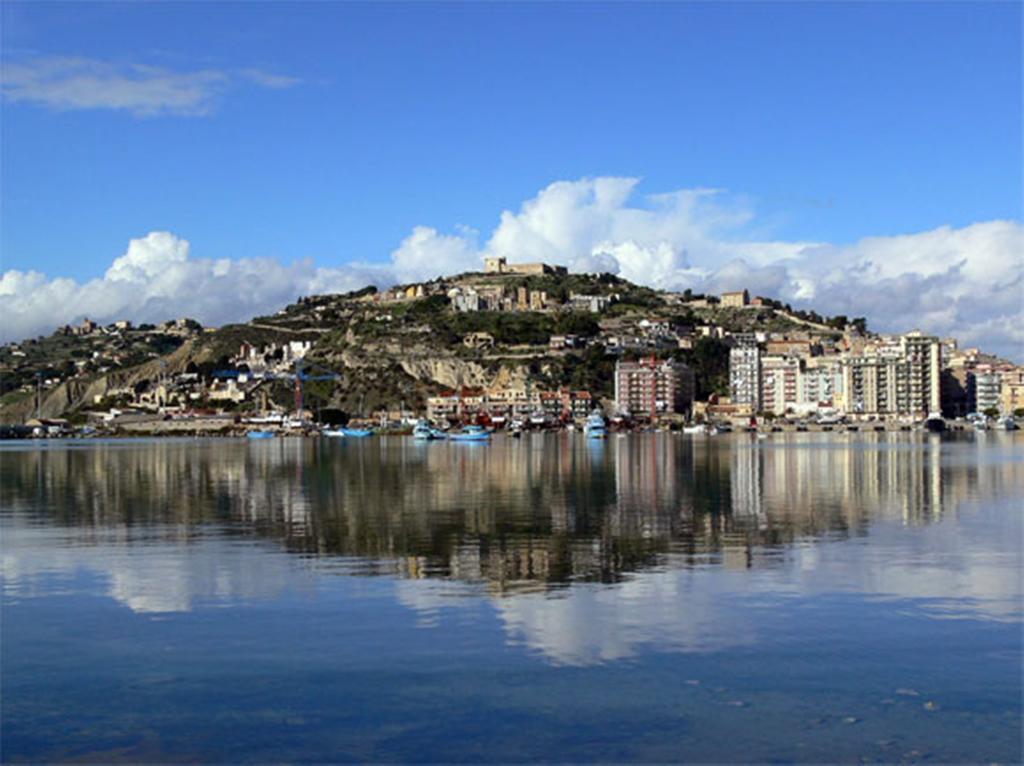 Вилла Castel Sant'Angelo Sea View Ликата Экстерьер фото