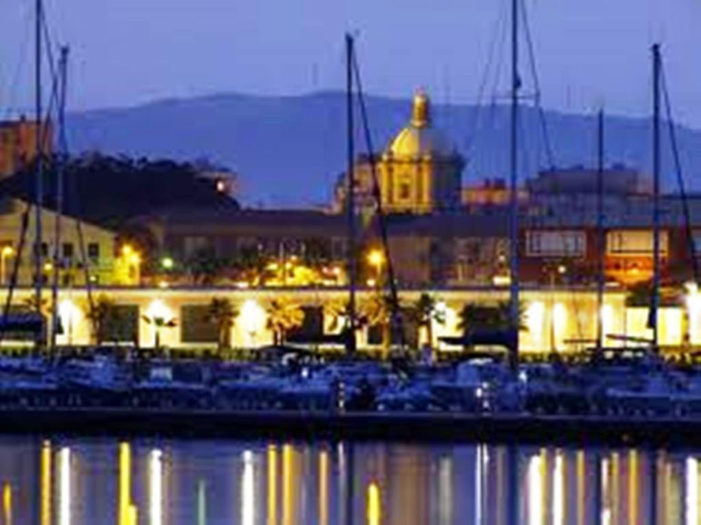 Вилла Castel Sant'Angelo Sea View Ликата Экстерьер фото